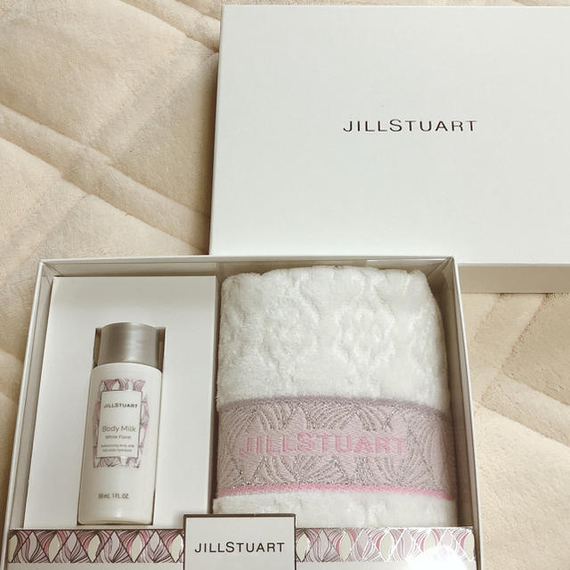 JILLSTUART(ジルスチュアート)のジルスチュアート　ギフトセット レディースのファッション小物(ハンカチ)の商品写真