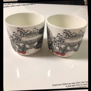 マリメッコ(marimekko)の新品  マリメッコ  マグカップ ♡2個セット(グラス/カップ)