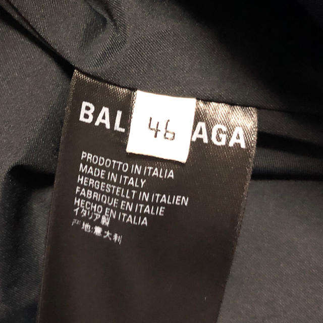 Balenciaga(バレンシアガ)のBALENCIAGA Cシェイプ メンズのジャケット/アウター(ダウンジャケット)の商品写真