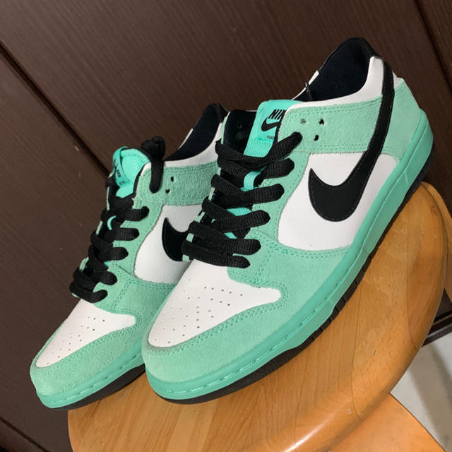 NIKE SB DUNK LOW Sea Crystal シークリスタル