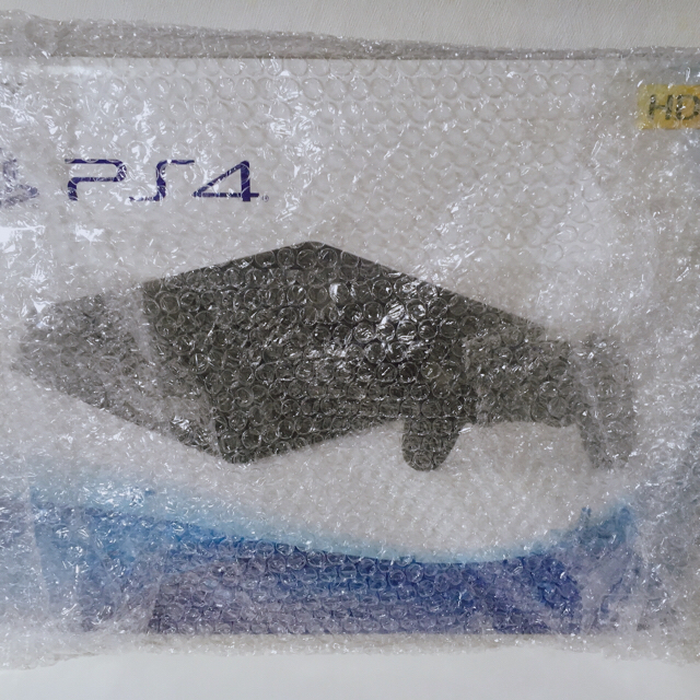 PlayStation4(プレイステーション4)のSONY PlayStation4 CUH-2200AB01 エンタメ/ホビーのゲームソフト/ゲーム機本体(家庭用ゲーム機本体)の商品写真