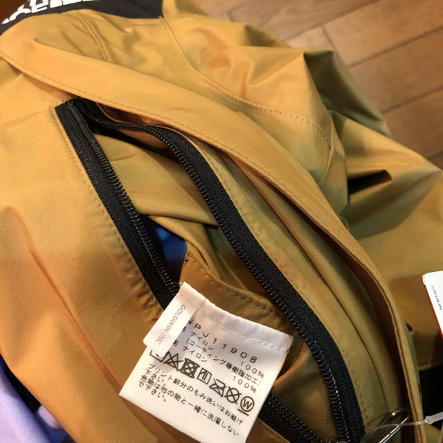 THE NORTH FACE(ザノースフェイス)のノースフェイス レディースのジャケット/アウター(ナイロンジャケット)の商品写真