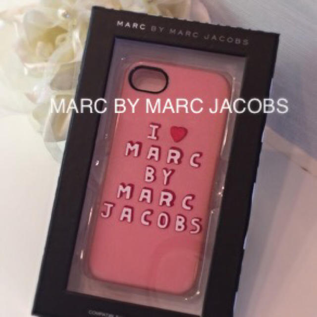 MARC BY MARC JACOBS(マークバイマークジェイコブス)のMARCBYMARCiPhone5/5s スマホ/家電/カメラのスマホアクセサリー(モバイルケース/カバー)の商品写真