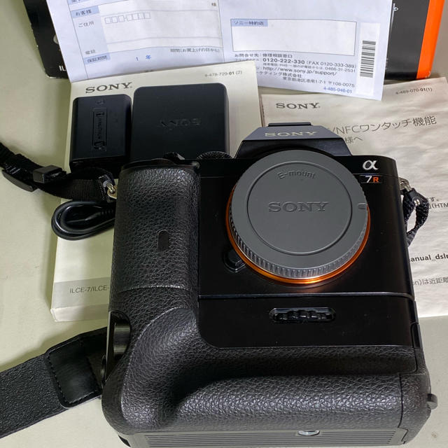 セール特価 SONY 初代 バッテリーグリップ付き ソニー α7R - ミラー