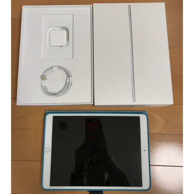 PC/タブレットiPad Air3 64gb シルバー