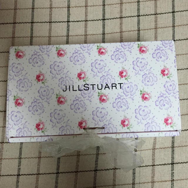 JILLSTUART(ジルスチュアート)のジルスチュアート ボディ、ハンドクリーム コスメ/美容のボディケア(ボディローション/ミルク)の商品写真