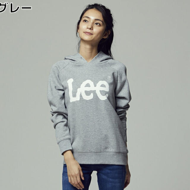 Lee(リー)のLee 新品タグ付き　パーカー　スウェット　ロゴ　ライトオン レディースのトップス(パーカー)の商品写真