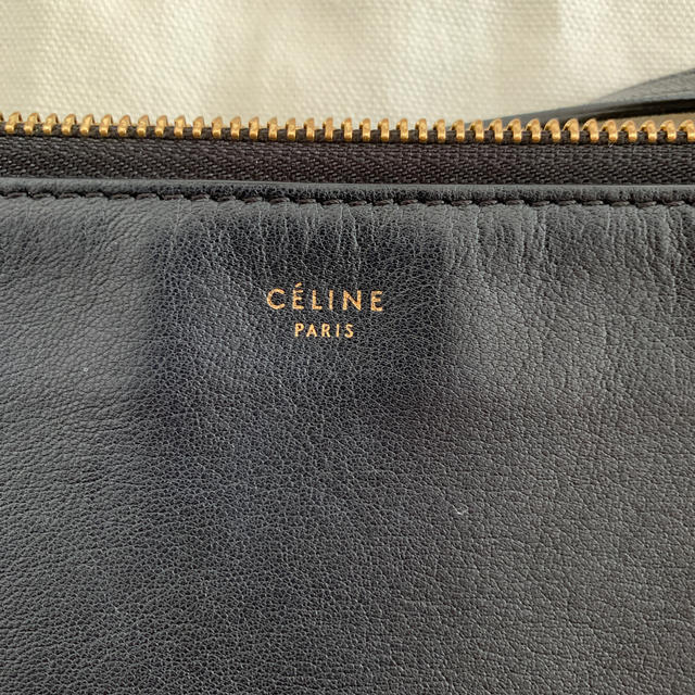 celine(セリーヌ)のCELINEトリオラージ ブラック レディースのバッグ(ショルダーバッグ)の商品写真