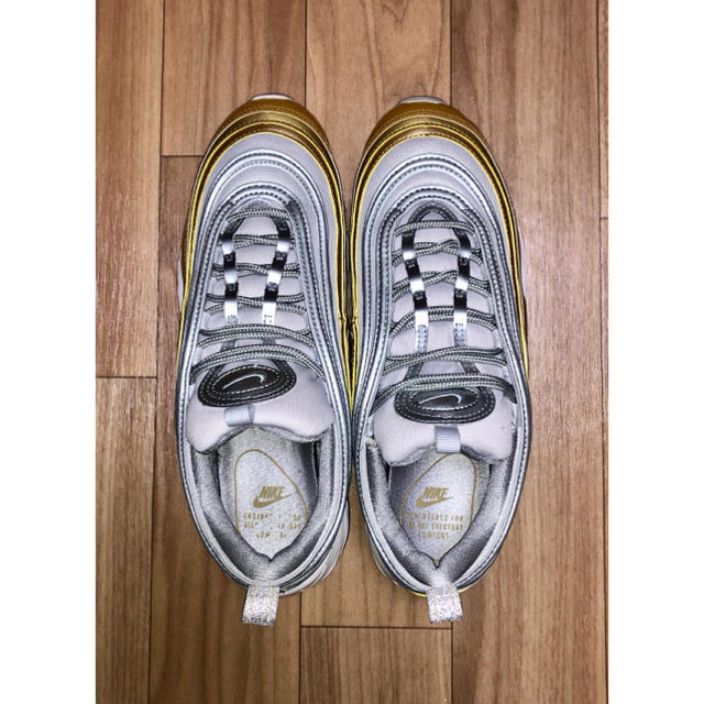 美品 NIKE WMNS AIR MAX 97 SE 26.5cm 金 銀 灰色