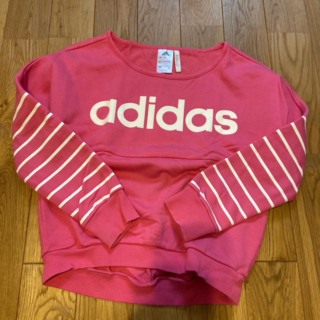 adidas(アディダス)のadidas １４０　 キッズ/ベビー/マタニティのキッズ服男の子用(90cm~)(Tシャツ/カットソー)の商品写真