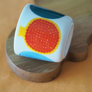 マリメッコ(marimekko)のマリメッコ/marimekko/コンポッティ🍎ラテマグ/未使用/廃盤(グラス/カップ)