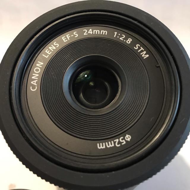CANON EF-S 24mm f2.8 STM 1