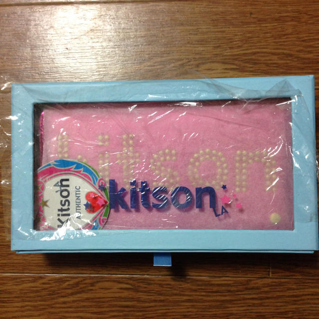 KITSON(キットソン)の新品未使用☆kitson 長財布 レディースのファッション小物(財布)の商品写真