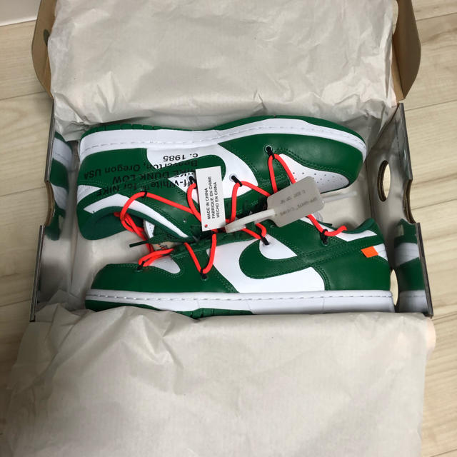 Nike off-white ダンクlow