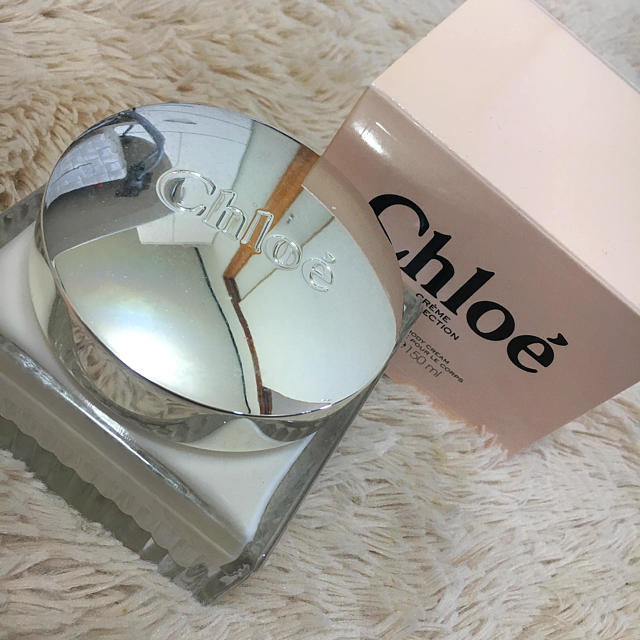 Chloe(クロエ)のお値下げ☆ 美品 Chloe ボディクリーム コスメ/美容のボディケア(ボディクリーム)の商品写真