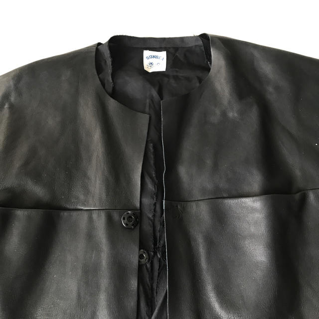 ACNE - 新品 SUNSEA レザー CUT OFF BIKERS blouson の通販 by ACNE - 新品 SUNSEA レザー CUT OFF BIKERS blouson の通販 by