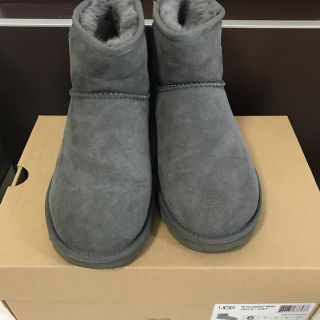 アグ(UGG)の【専用:White sneaker様】UGG Classic Mini GREY(ブーツ)