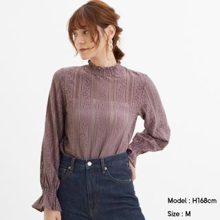 ジーユー(GU)の【完売・美品】GU レースフリルネックT（長袖） PURPLE S(カットソー(長袖/七分))