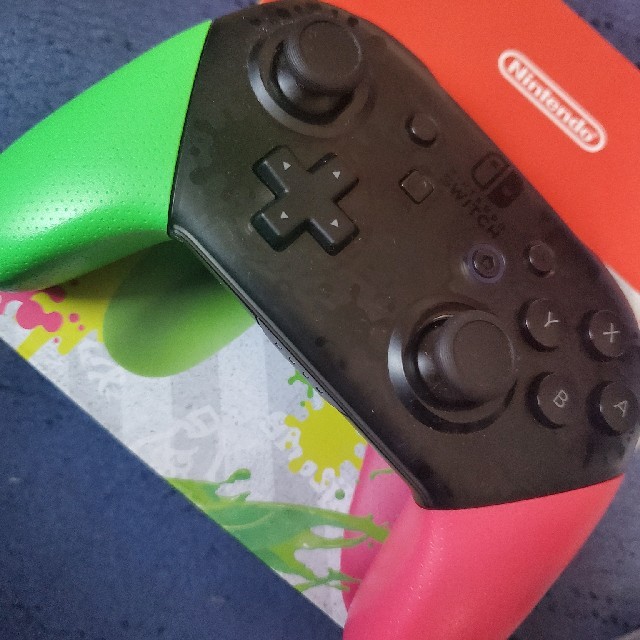 Nintendo Switch(ニンテンドースイッチ)のsarasupa様専用Nintendo Switch　proコントローラー エンタメ/ホビーのゲームソフト/ゲーム機本体(その他)の商品写真