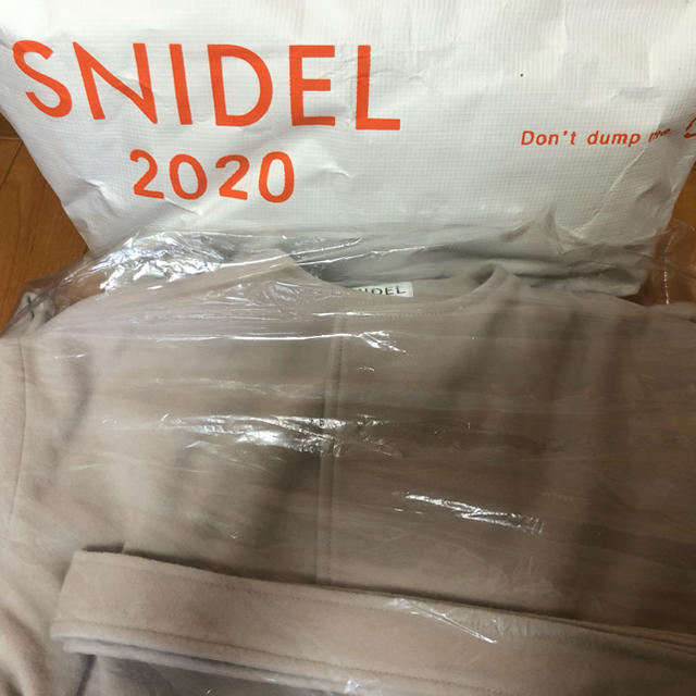 SNIDEL(スナイデル)の【Nao様専用】スナイデル2020年福袋コート レディースのジャケット/アウター(ロングコート)の商品写真