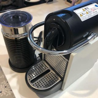 コーヒーメーカー　ピクシークリップエアロチーノセット　カプセル9個付き(コーヒーメーカー)