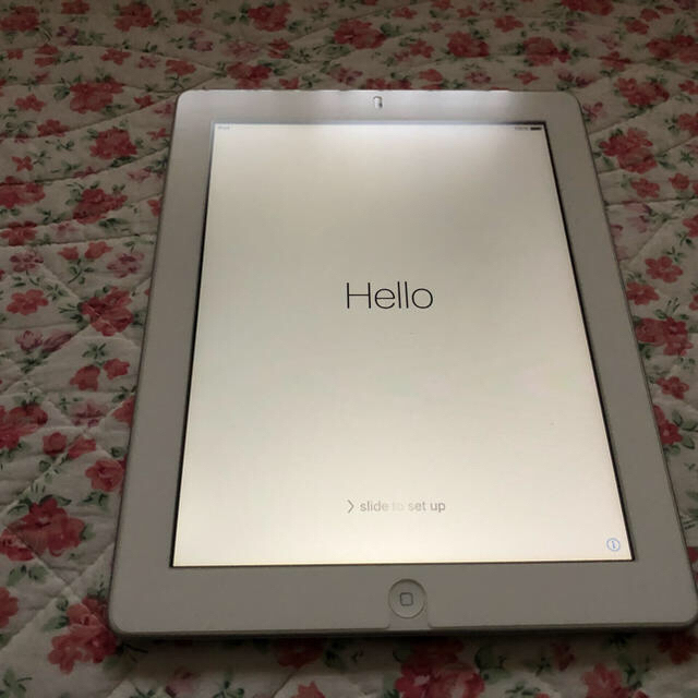 iPad(アイパッド)のApple iPad 2 32GB ホワイト MC980J／A Wi-Fi  スマホ/家電/カメラのPC/タブレット(タブレット)の商品写真