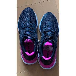 ナイキ(NIKE)のNIKE レディース　スニーカー25.5cm(スニーカー)