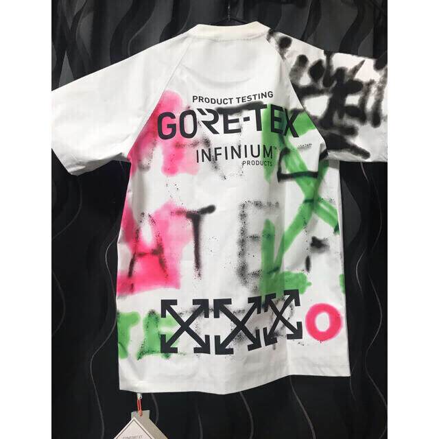 Off-White Gore-Tex ロゴ グラフィティ 半袖 Tシャツ