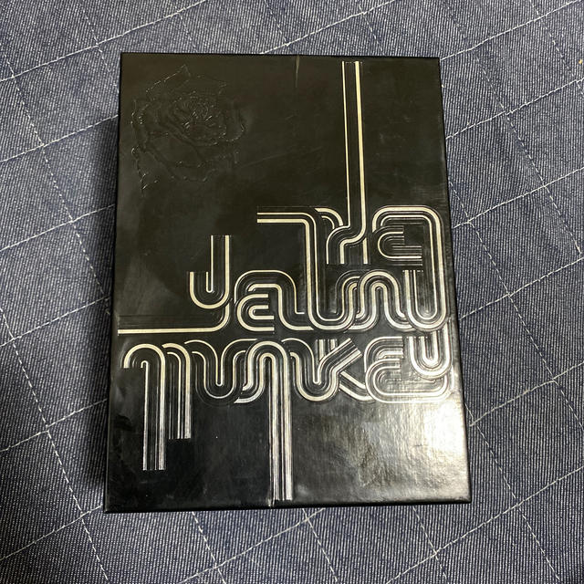 うのにもお得な情報満載！ THE　YELLOW　MONKEY　LIVE　BOX DVD ミュージック