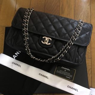 週末限定お値下げ中　CHANEL ゴールドバック