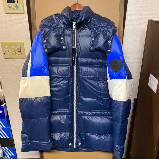 【新品】DIESEL ビッグサイズ フード着脱 ダウンジャケット Lサイズ