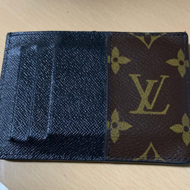 LOUIS VUITTON(ルイヴィトン)のルイヴィトン  ネオ　ポルト　カルト メンズのファッション小物(名刺入れ/定期入れ)の商品写真