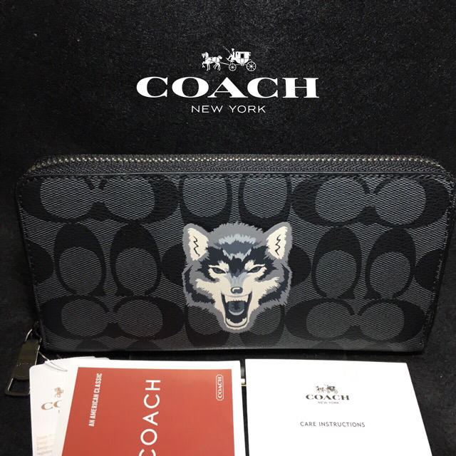 COACH(コーチ)のプレゼントにも❤️新品コーチ正規品 ウルフ ラウンドファスナー長財布 レディースのファッション小物(財布)の商品写真