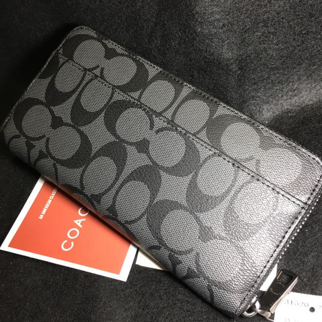 COACH(コーチ)のプレゼントにも❤️新品コーチ正規品 ウルフ ラウンドファスナー長財布 レディースのファッション小物(財布)の商品写真