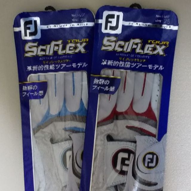 FootJoy(フットジョイ)の【2枚/新品グローブ　フットジョイ ｻｲﾌﾚｯｸｽﾂｱｰ】左手(右打用)25cm スポーツ/アウトドアのゴルフ(その他)の商品写真