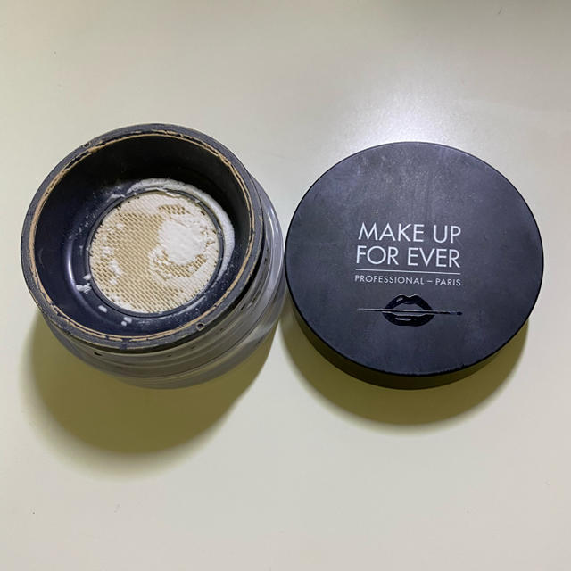 MAKE UP FOR EVER(メイクアップフォーエバー)のウルトラHDルースパウダー マイクロフィニッシュルースパウダー コスメ/美容のベースメイク/化粧品(フェイスパウダー)の商品写真