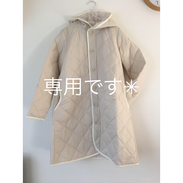 NATURAL LAUNDRY(ナチュラルランドリー)の✨今期新品✨NATURALLAUNDRYキルティングコート カーキ 2 レディースのジャケット/アウター(ロングコート)の商品写真