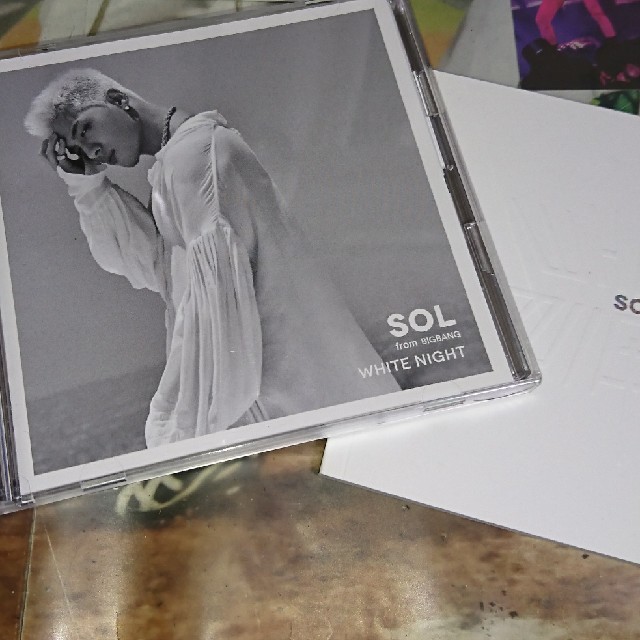 絶品 sol white night 独特の素材 初回限定盤