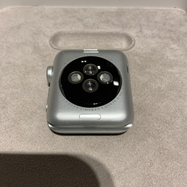 Apple Watch(アップルウォッチ)の(純正品) Apple Watch series3 セルラー 38mm メンズの時計(腕時計(デジタル))の商品写真