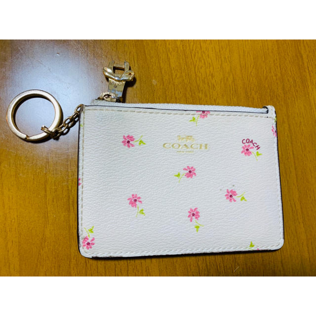 COACH(コーチ)のCOACH パスケース レディースのファッション小物(パスケース/IDカードホルダー)の商品写真