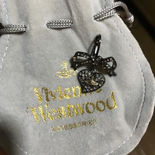 ヴィヴィアンウエストウッド(Vivienne Westwood)のviviene westwood ピアス ハート シルバー(ピアス)