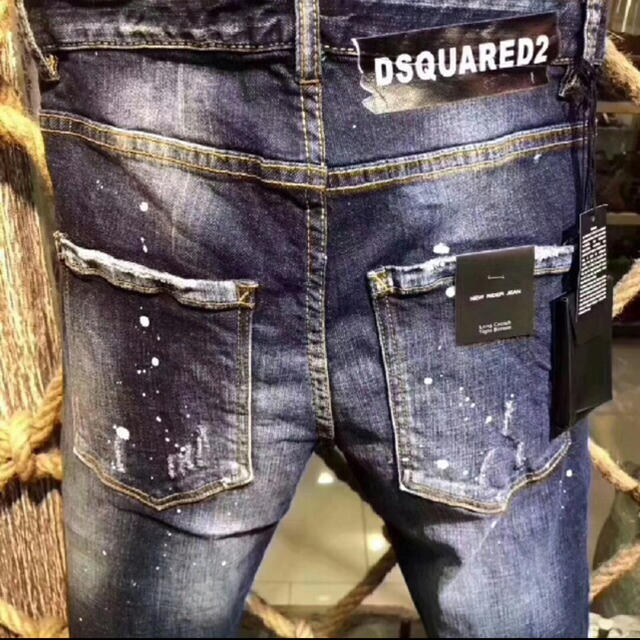 DSQUARED2(ディースクエアード)のディースクエアード2 DSQUARED2 デニム パンツ ジーンズ 今人気 新品 メンズのパンツ(デニム/ジーンズ)の商品写真