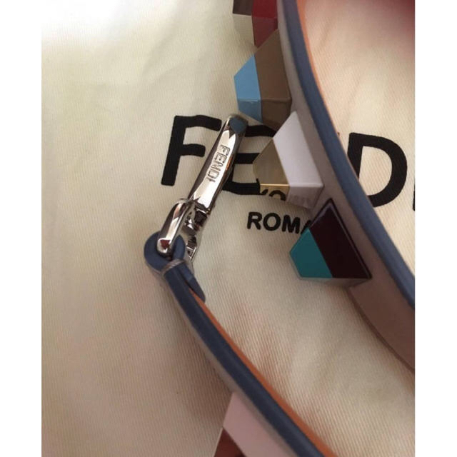 FENDI(フェンディ)のFENDI ストラップユー ハンドメイドのファッション小物(バッグチャーム)の商品写真