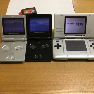 ゲームボーイアドバンス Gbaまとめ売り ポケモン Gba本体2つ Ds 充電器 通信ケーブル 他の通販 By シーザーサラダ S Shop ゲームボーイアドバンスならラクマ