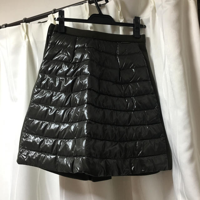 モンクレール 新品 スカート モンクレール 新品 スカート