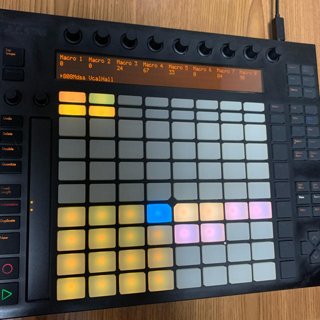 ableton push  楽器のDTM/DAW(MIDIコントローラー)の商品写真