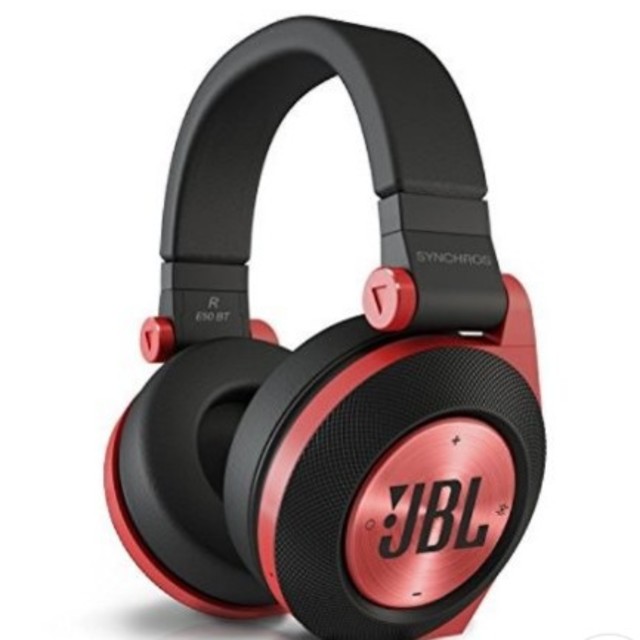 ワイヤレスヘッドホン JBL E50BT 赤 スマホ/家電/カメラのオーディオ機器(ヘッドフォン/イヤフォン)の商品写真