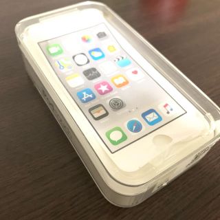 アイポッドタッチ(iPod touch)のiPod touch第六世代購入時箱/純正イヤホン(ヘッドフォン/イヤフォン)