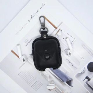 【期間限定値下げ！】キーホルダー付 AirPods1/2用レザーケース(ヘッドフォン/イヤフォン)