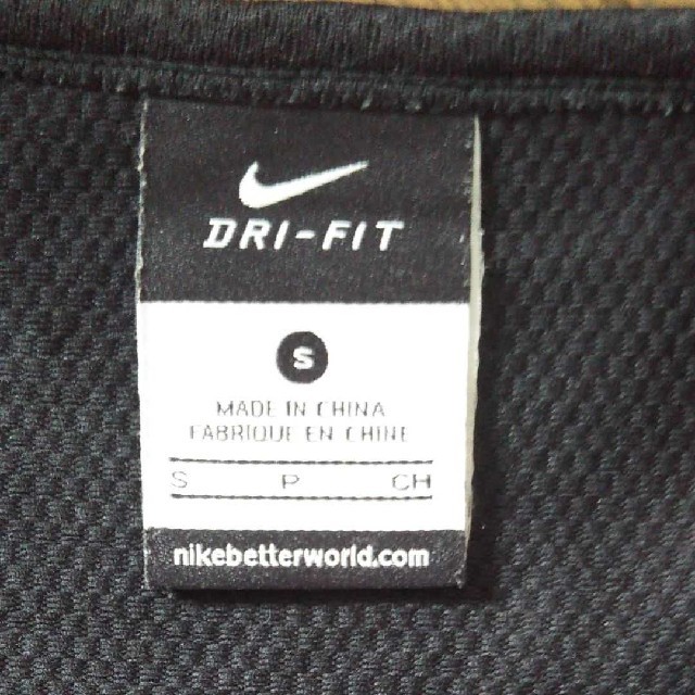 NIKE(ナイキ)のナイキ スポーツTシャツ DRI-FIT スポーツ/アウトドアのランニング(ウェア)の商品写真